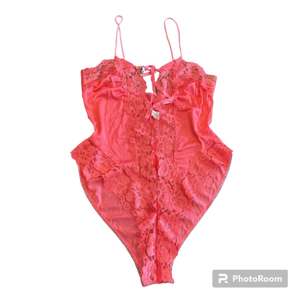 Vintage Alana Gale Teddy Coral Lacy Size Large